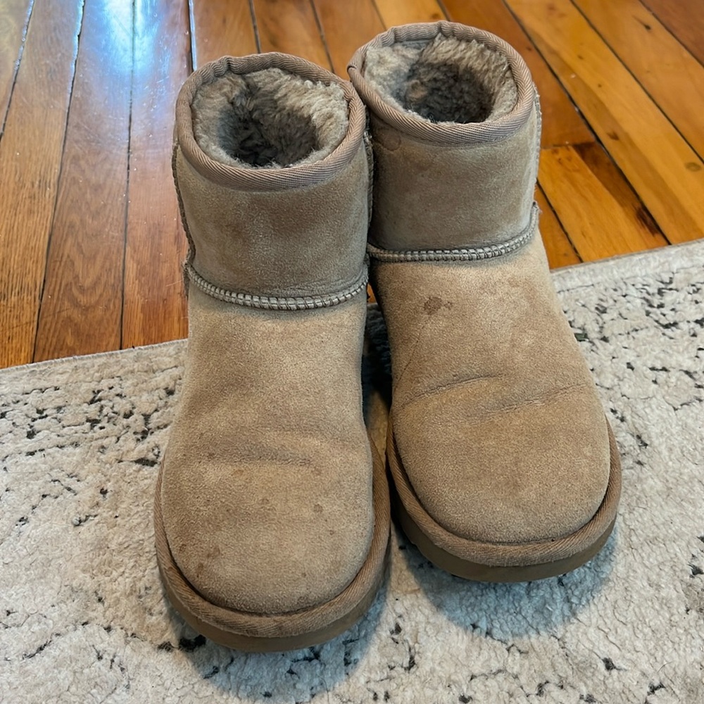 ugg beige ankle boots size 6 mini II 2